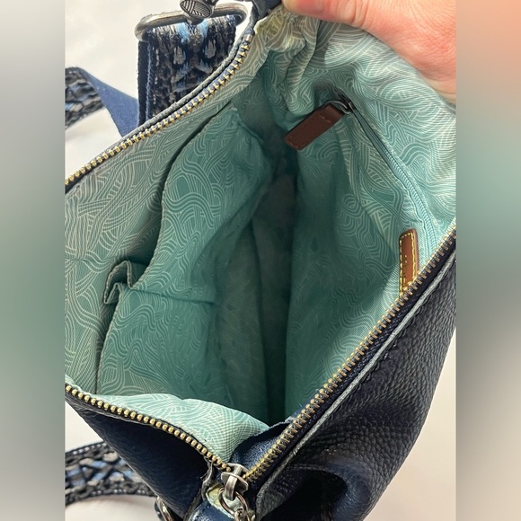 The Sak Lucia Blue Leather Crossbody Bag Purse Adjustable Strap - Picture 13 of 16